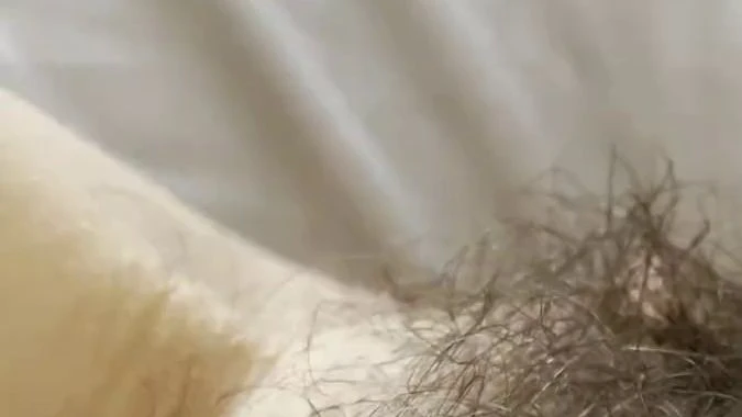 Einfach so mal spontan im Bett an mir selbst herum gespielt Keinen tone