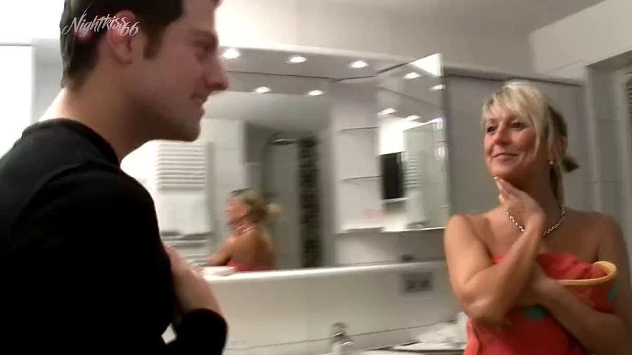 Fremder Taxi Fahrer erst Ficken dann Spritzen dann zur Party