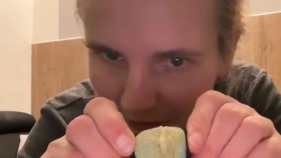 mal wieder geile neue Hoeschen fuer dich