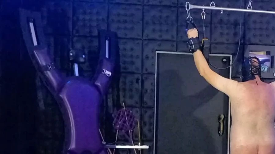 Sklave rate welche Peitsche die Herrin benutzt 1