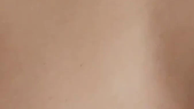 MILF Muschispiele auf der Couch