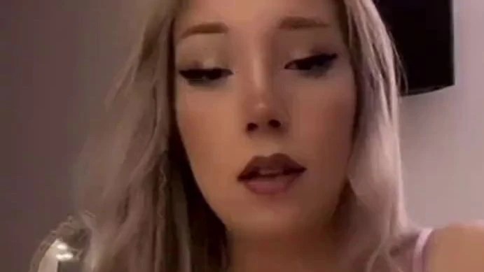 Hab meine Muschi verwoehnt und du bist heute mein Gast