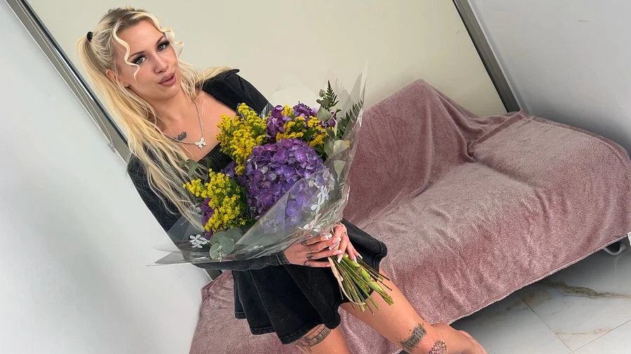 XXL ARSCHFICK CREAMPIE zum Geburtstag