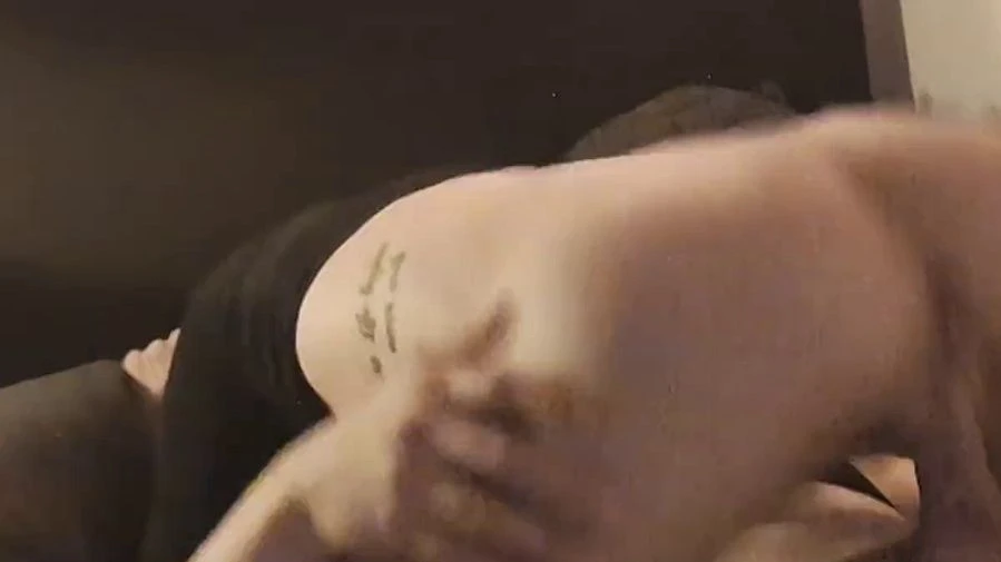 Heisser Oralsex vor dem Schlafengehen und mehr