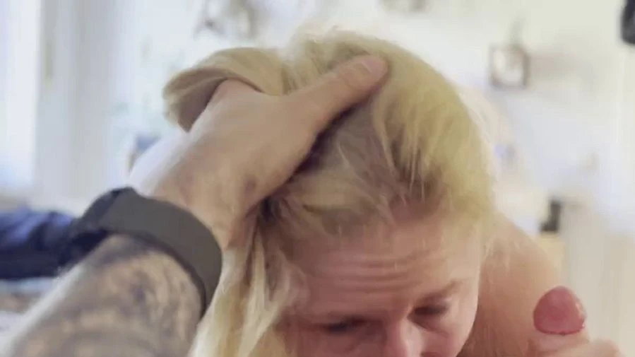 Meine Lippen sein Schwanz ganz tief ganz nass ganz fuer dich gefilmt