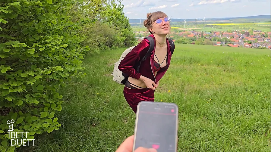 Freundin Outdoor ferngesteuert TEIL 1
