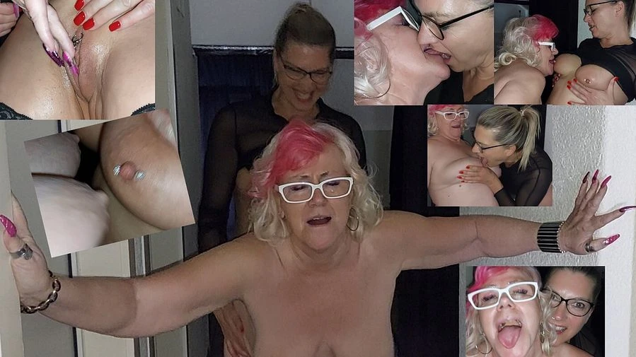 Spontane geile feuchte Lesben Spiele mit Alina