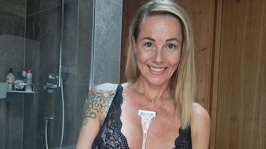 Pussy Rasur so nah wie nie Close UP VIDEO