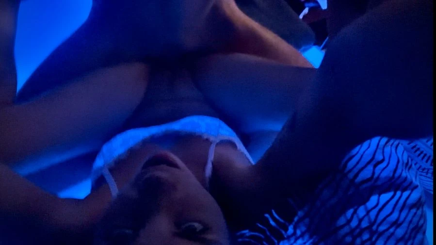 Mega Abenteuer mit 2 dicken Schwaenzen Teil Die volle Version