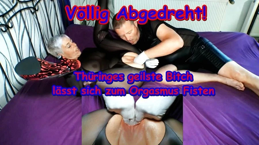 Voellig Abgedreht Devote Nylon Bitch laesst sich zum Orgasmus Fisten
