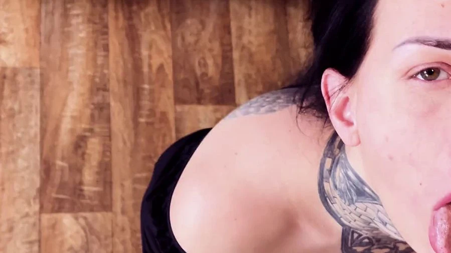 DEEPTHROAT bis Spermagesicht