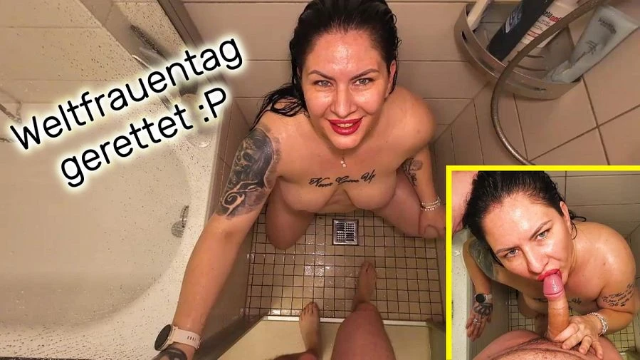 Weltfrauentag gerettet P Geile Gesichtsmaske unter der Dusche