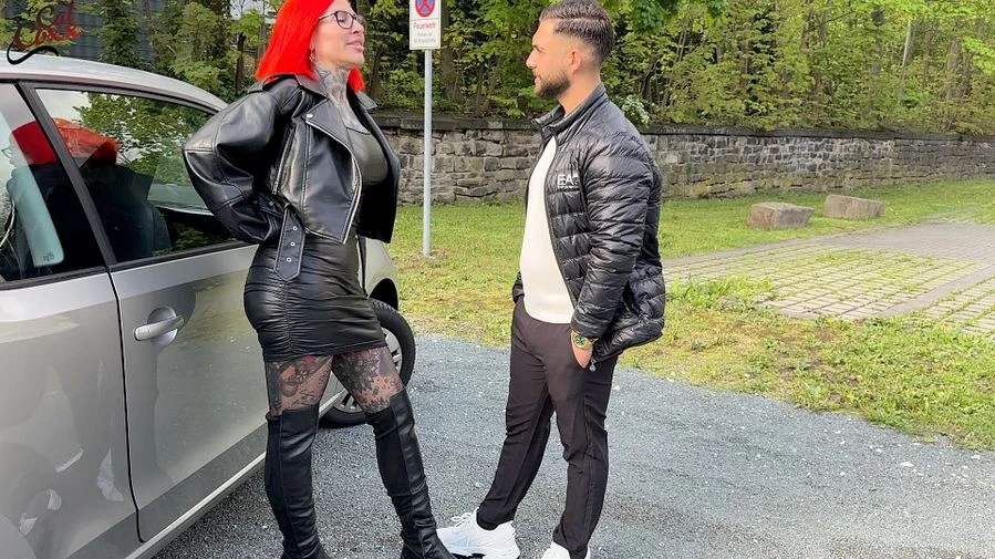 Daddy hat es so gewollt Heute darf Fabio 19 blank in alle Loecher