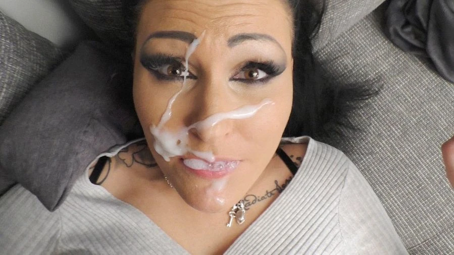 Ups Einfach schoen ins Gesicht