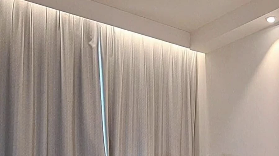 Deine Sklaveneier gehoeren uns beiden