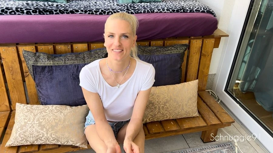 Die Chefin spielt ihr Lieblingsspiel Erster Tag im neuen Job