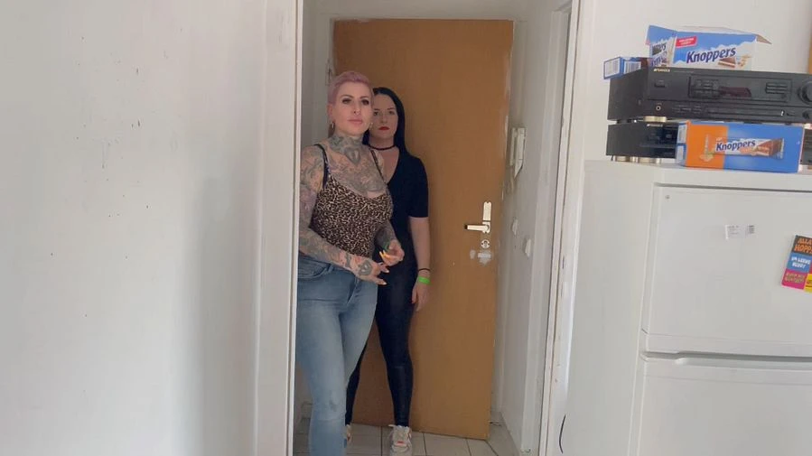 Groupie SCHLAMPEN Backstage weggefickt