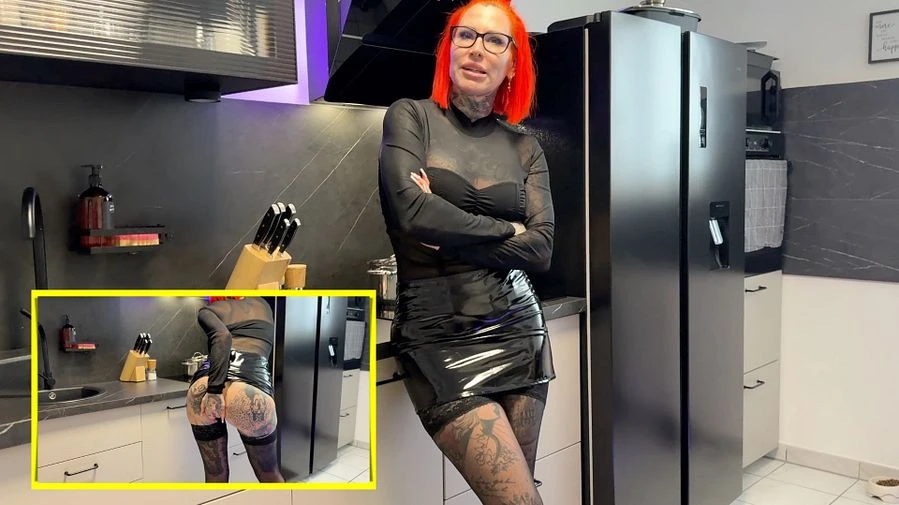 Sie laesst ihn nicht ran Darum fickt er StiefMUTTI in den Arsch