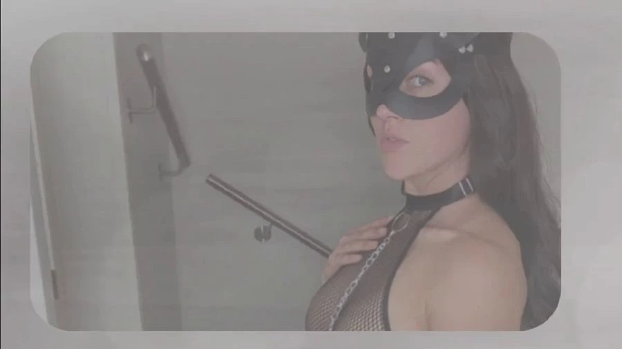 Der Chef ist nicht da aber vielleicht kann die geile Sekreterin aushelfen