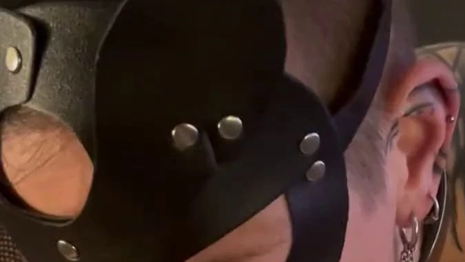 Blowjob mit Deepthroat fuers Date waehrend mein Mann zuschaut