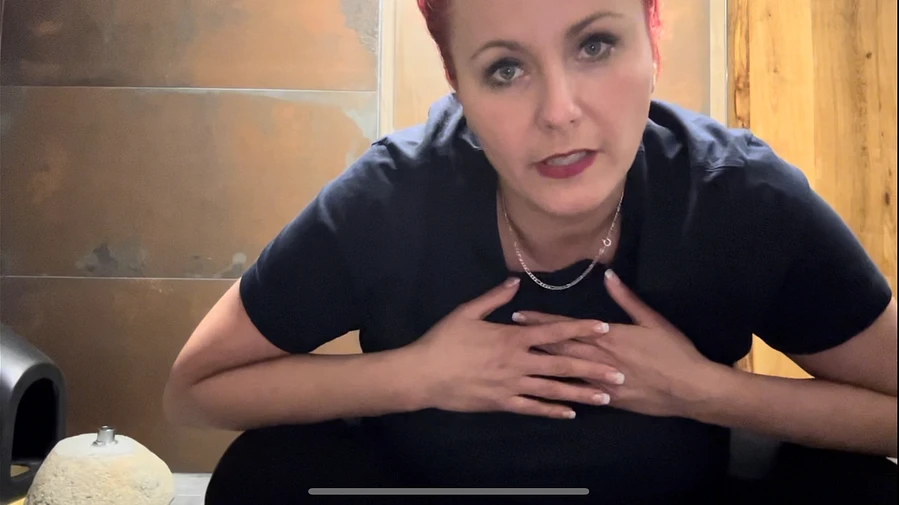 Nackt alles vollgepisst