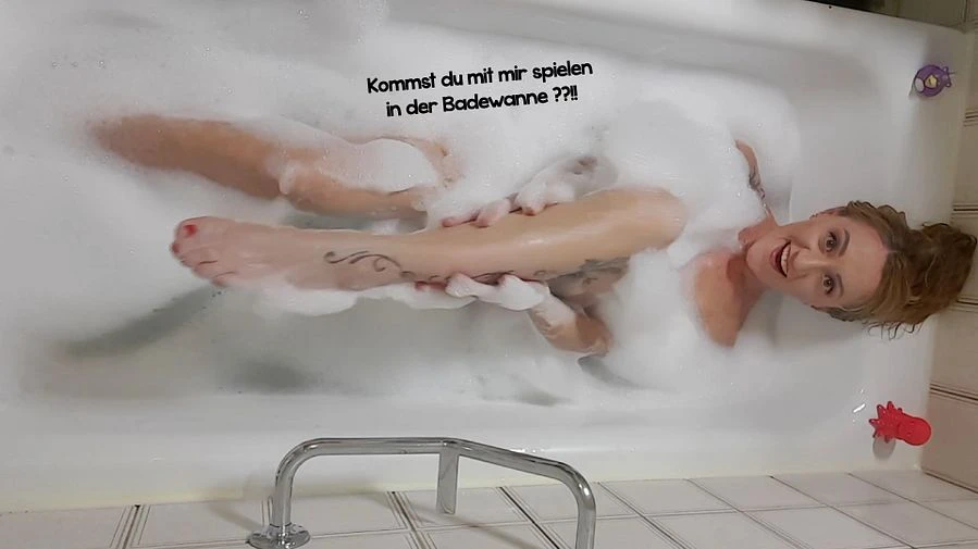 Kommst du mit mir spielen in der Badewanne