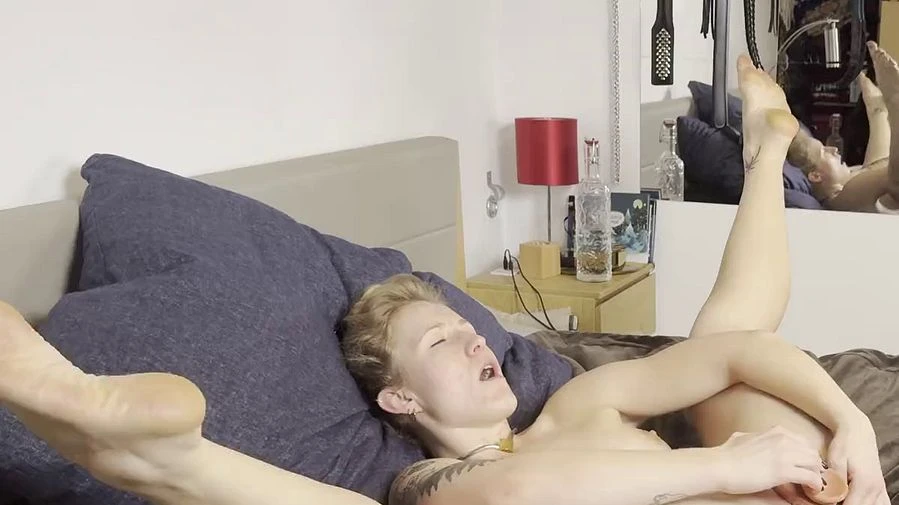 Buttplug Dildofick und dann noch Analfick bis zum Orgasmus