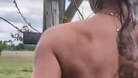 Outdoor public Selbstbefriedigung auf dem Hochsitz